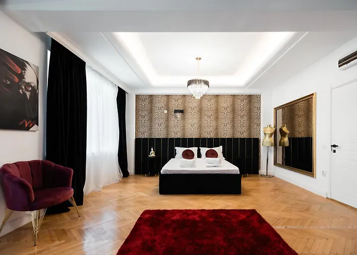 Central In Piata Romana *