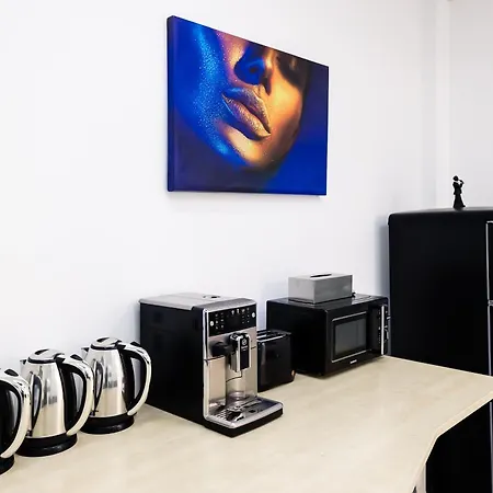 Central In Piata Romana