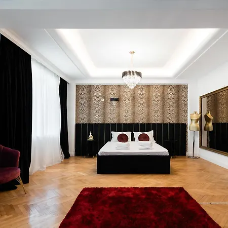 Central In Piata Romana *