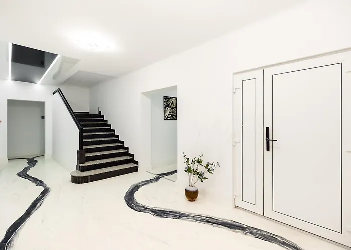 Central In Piata Romana Appartement Boekarest