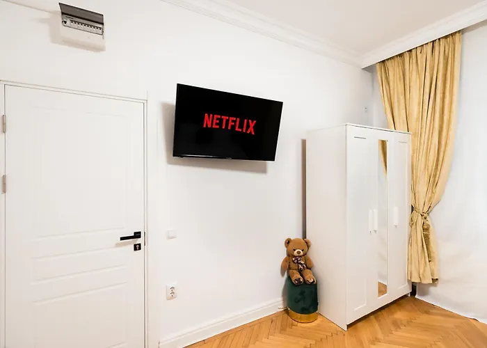 Central In Piata Romana Apartment *