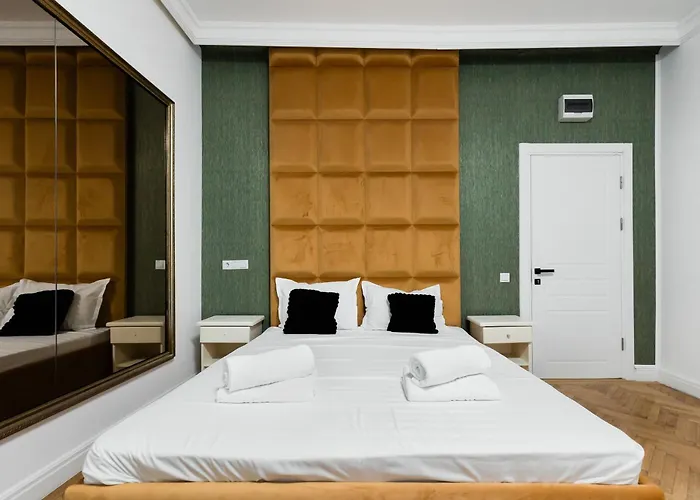 Central In Piata Romana Boekarest