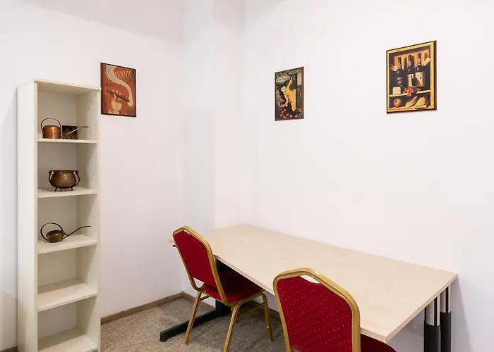 Daire Central In Piata Romana *